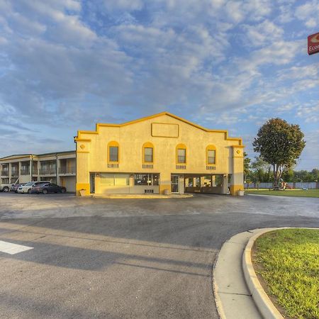 Econo Lodge Byron Exteriör bild